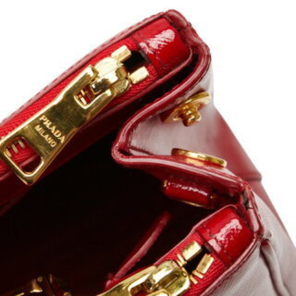Prada Triangle Handbag Red Patent - Picture 5 of 8